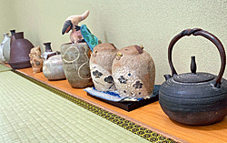 ��������a����