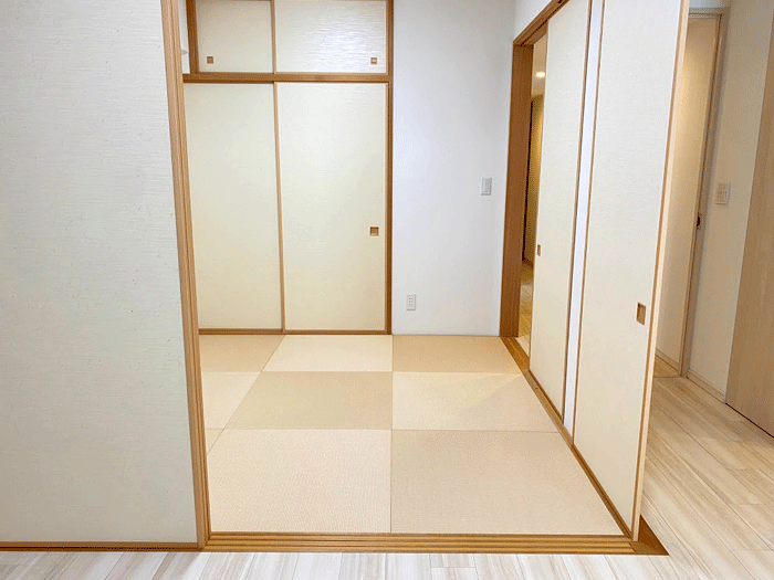 �J���[������