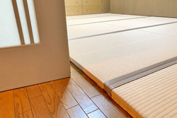 �t���[�����O��̒��ց@���