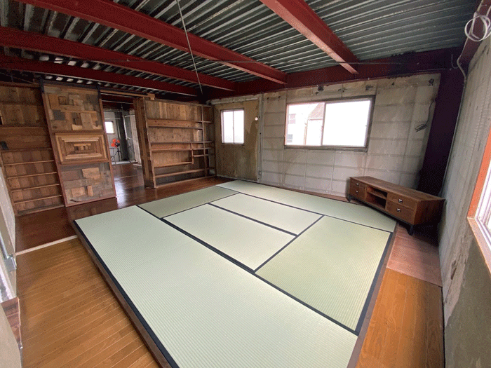 ��������