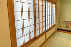 ��q������