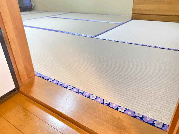 �t������