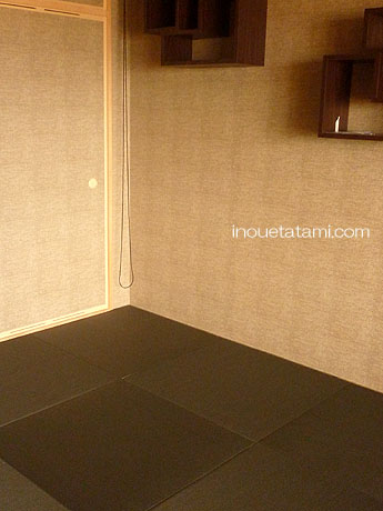 ���F������