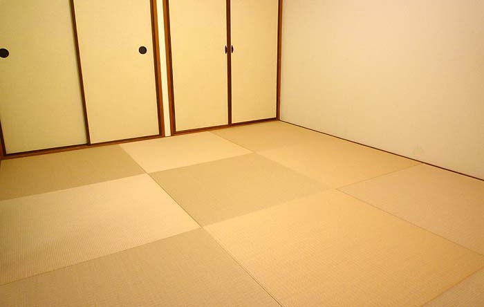 �s���~����