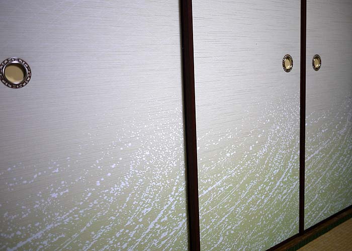 ���E���ւ��@���