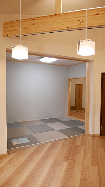 �ό`�̘a���