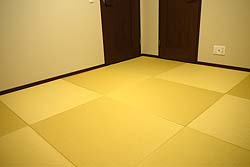 �m�Ԃɏ��~�����ށB