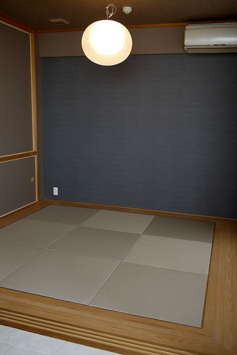 �װ������