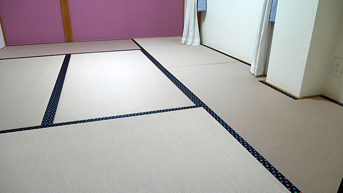 �s���N�F�̏�