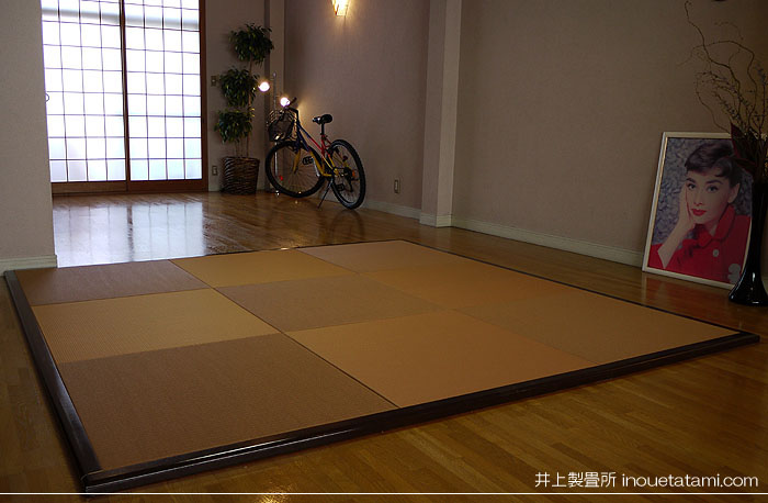 �u�ؘg�v�~�u������v