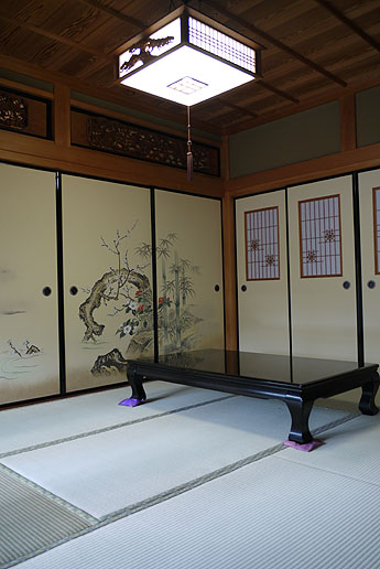 �ˁE�Ɏq���蒣�ւ�