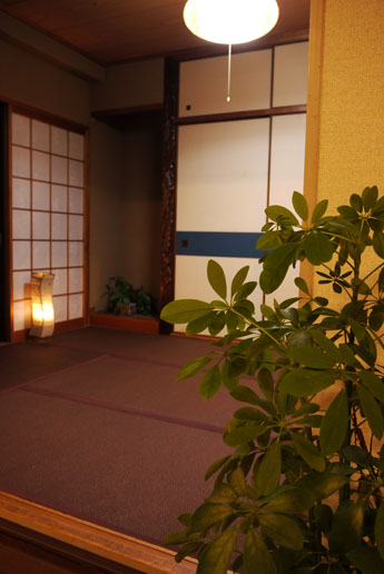 ��̕\�ւ��{�H