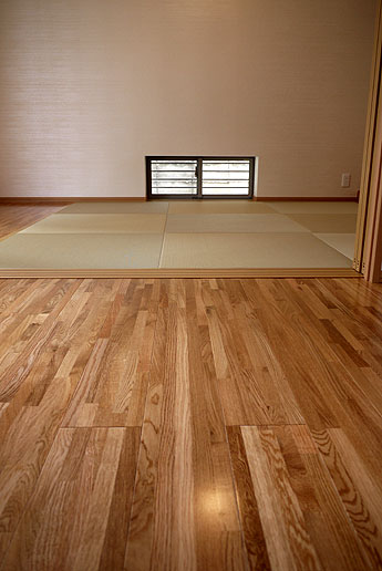 �P�T�o�d���̔���