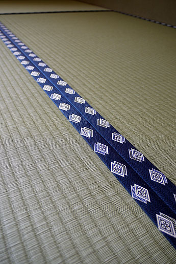 �􉏁F�n��ϼޮض�V