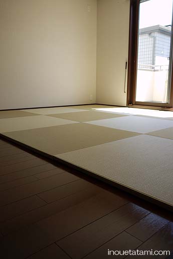 �m�Ԃ��u�a�v�̌e����ԂɁB