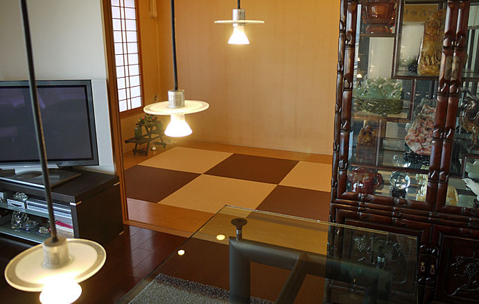 �a���̗�����ɕ\�ց@