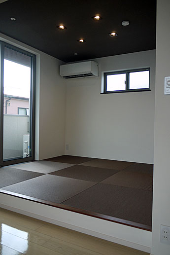 �X�g���C�v�̘a����